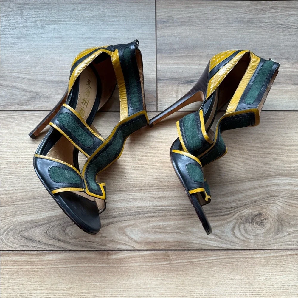 L.A.M.B. Noel Heels - Picture 3 of 11
